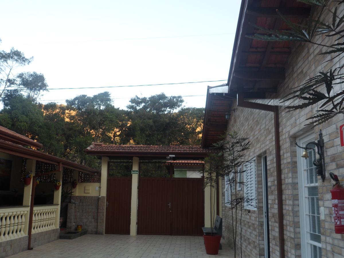 Pousada Tia Lilia Goncalves Bagian luar foto